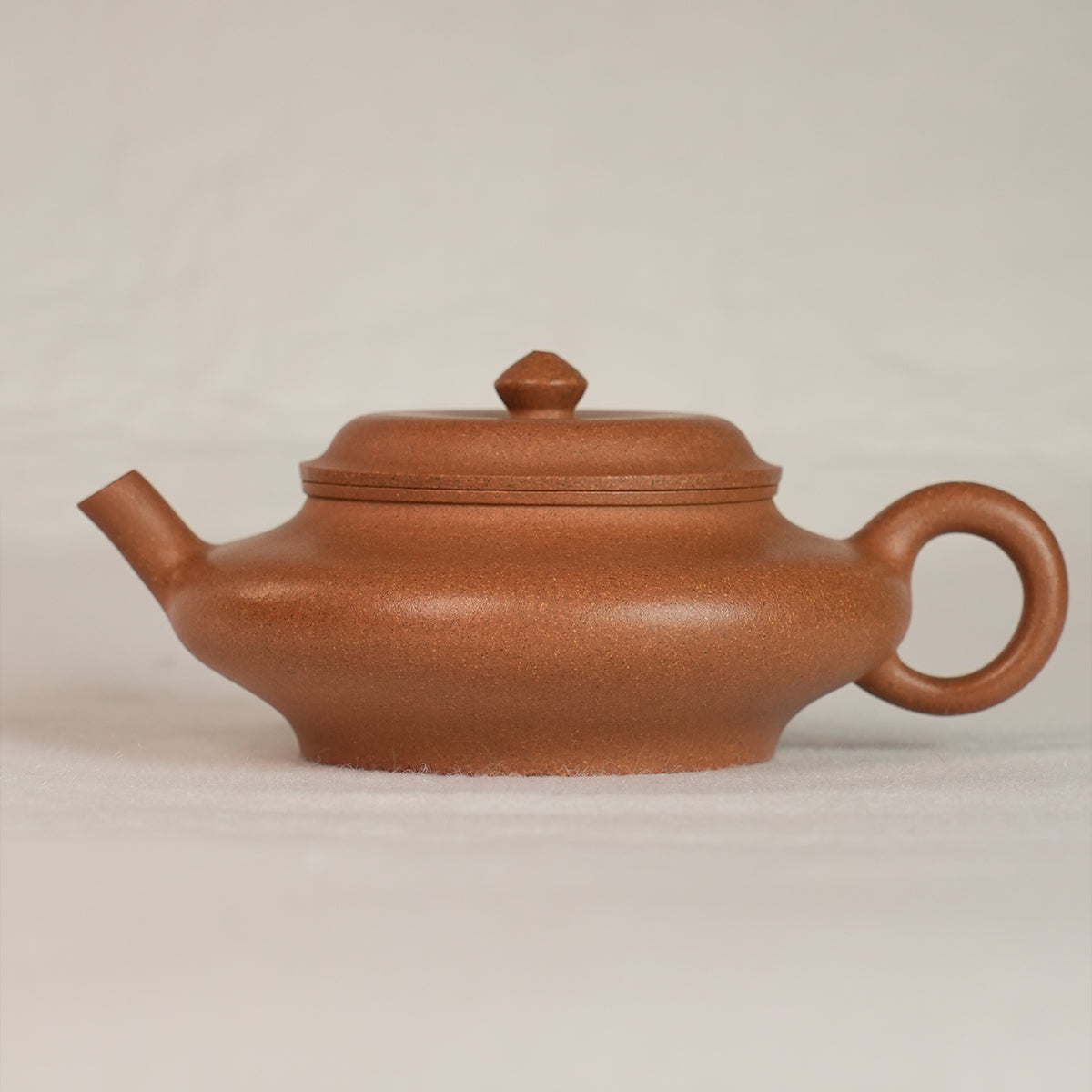 Laoduan  Cinnabar Clay Dabing Xubian Teapot 160cc Yixing Teapot