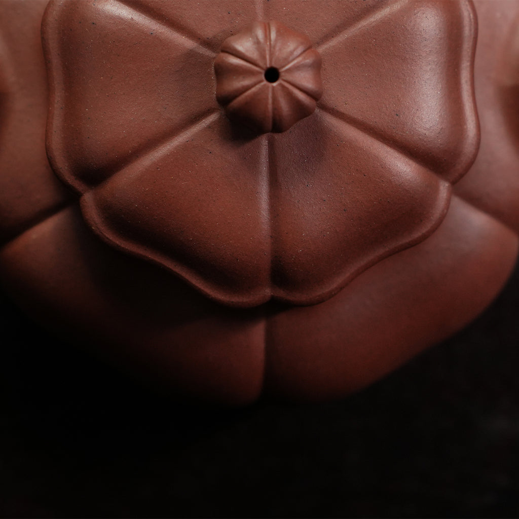 Hongqing Cinnabar Clay Kuifanggu  Ribbed Teapot 220cc Yixing Teapot