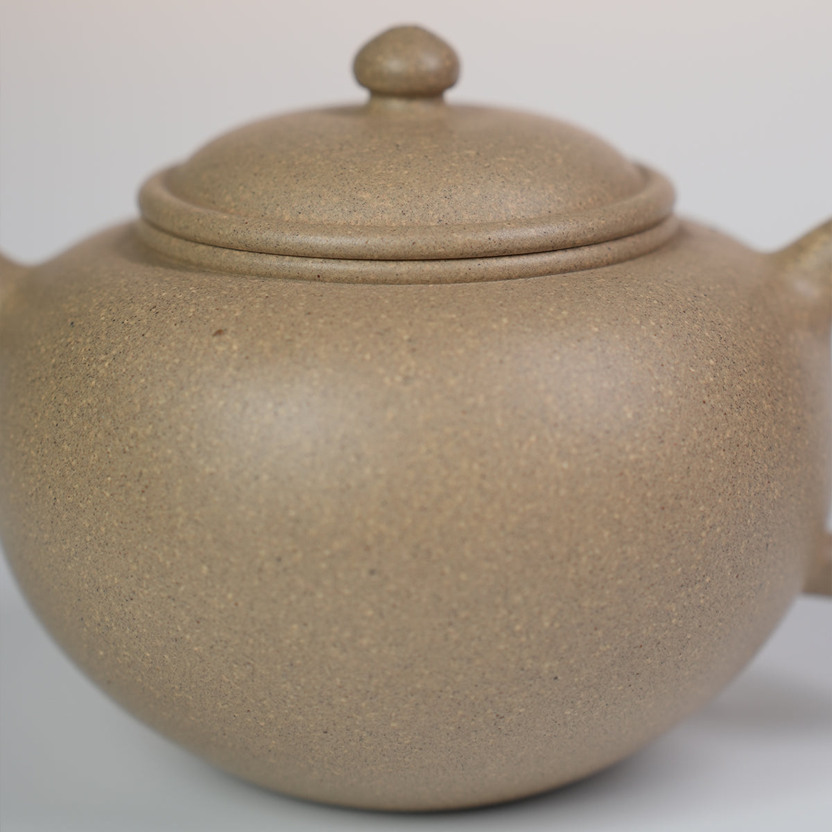 Zhima Duan Cinnabar Clay Gongzhu Teapot 180cc Yixing Teapot