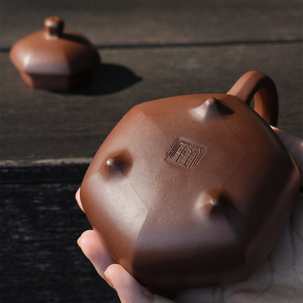 Cinnabar Clay Liufang Ruding Teapot 180cc Yixing Teapot