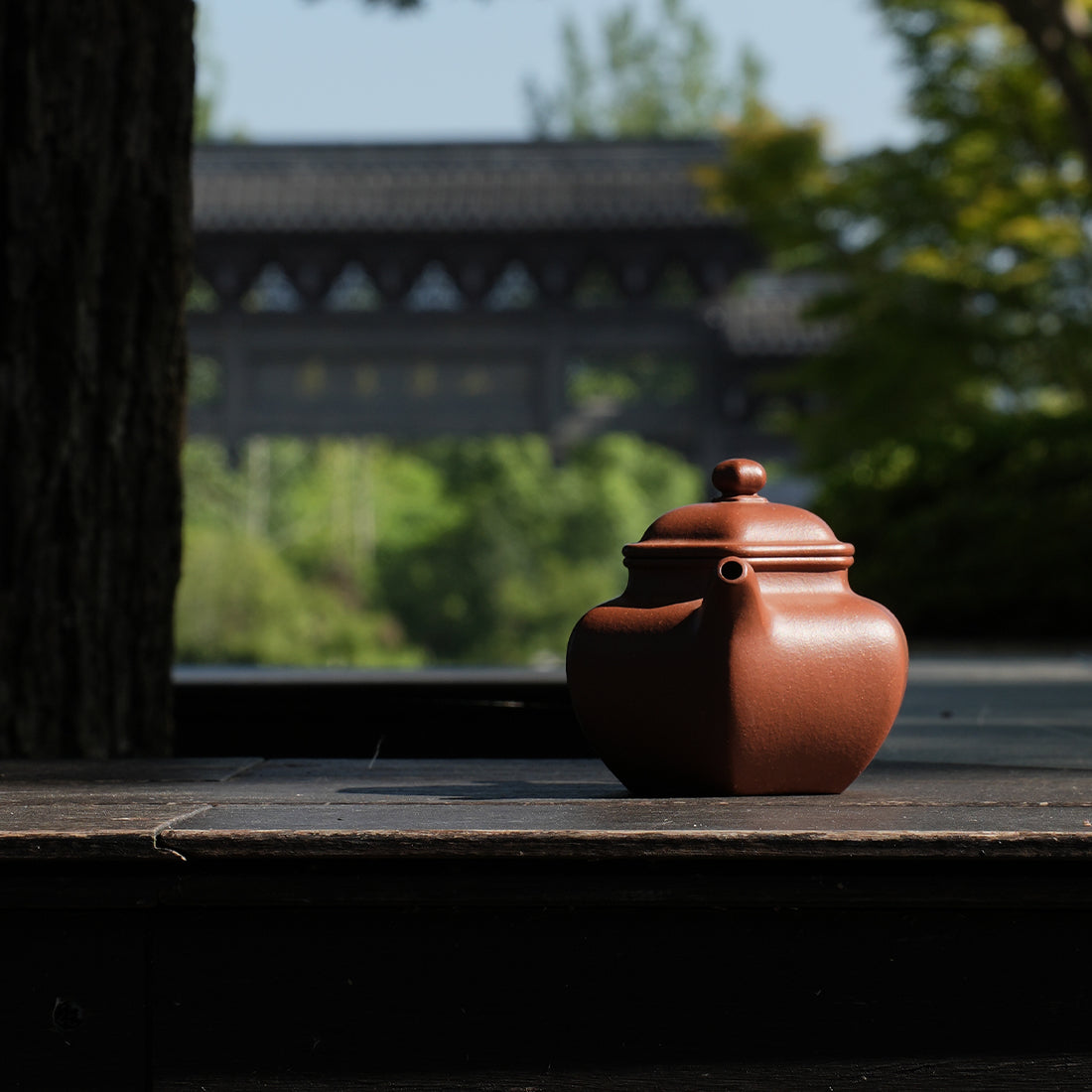 Jiangpo Ni Liufang Lianzi Teapot 240cc Yixing Teapot
