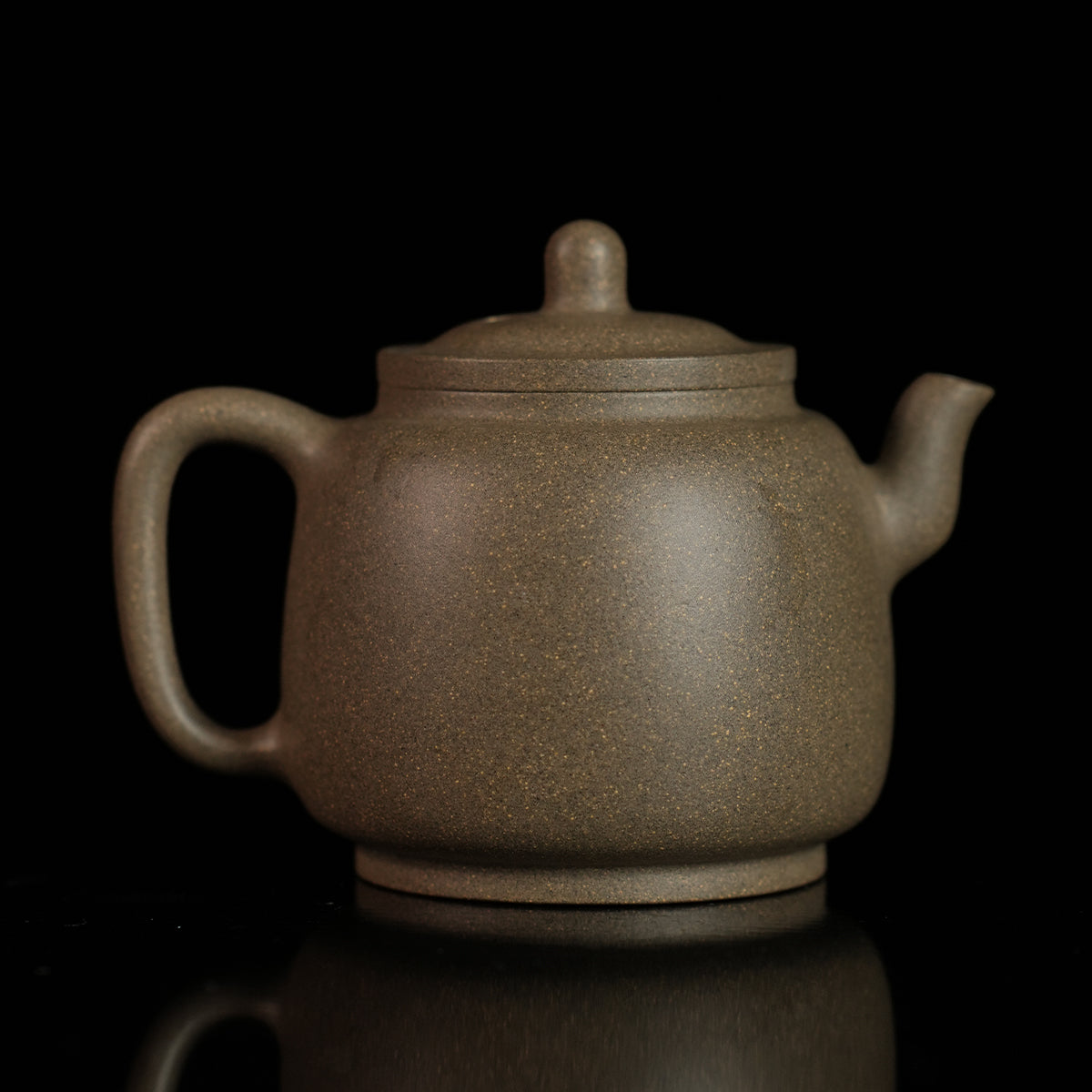Qingduan Cinnabar Clay Molin Teapot 130cc Yixing Teapot