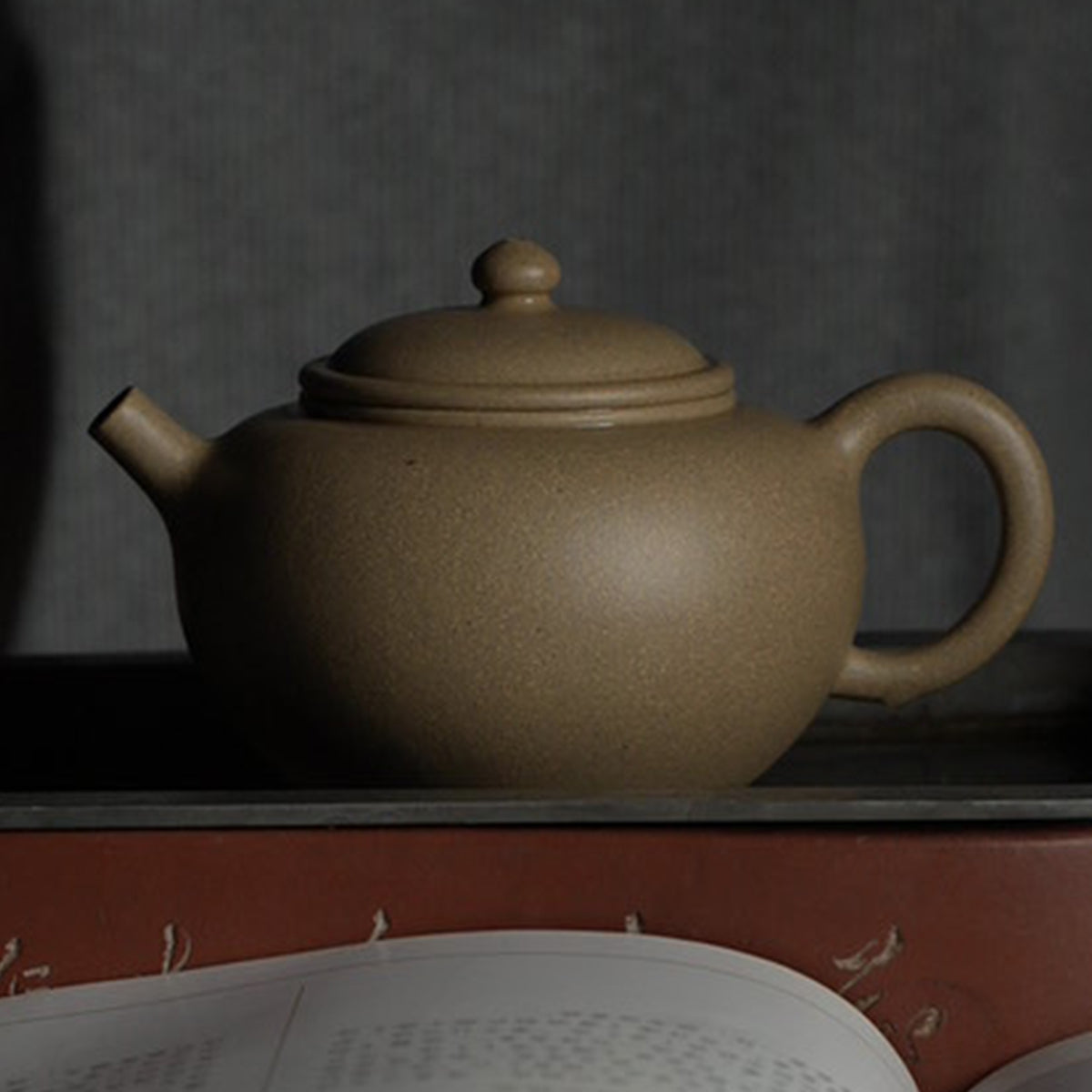 Zhima Duan Cinnabar Clay Gongzhu Teapot 180cc Yixing Teapot
