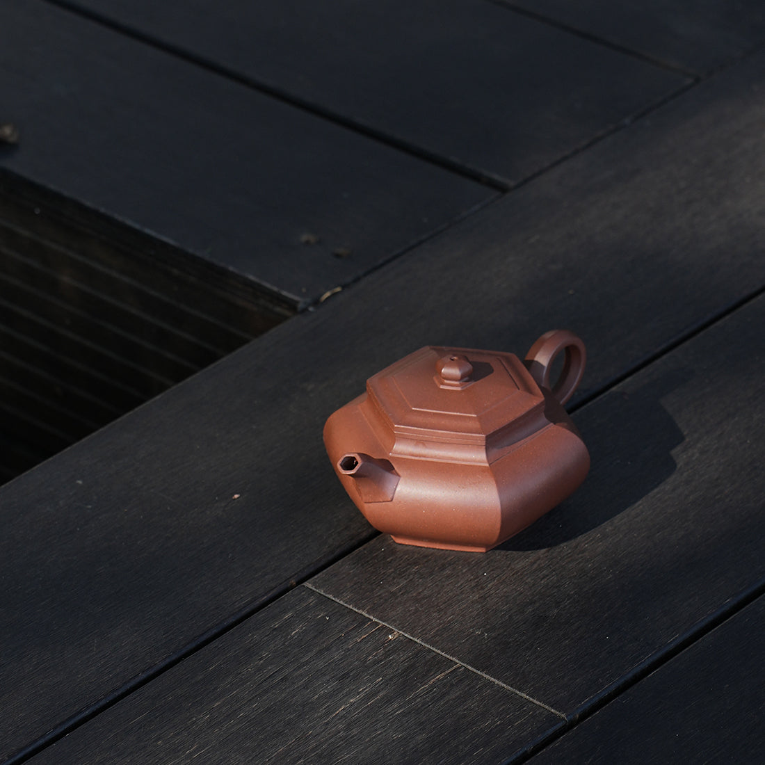 Cinnabar Clay Zhou Dabin Liufang Teapot 250cc Yixing Teapot