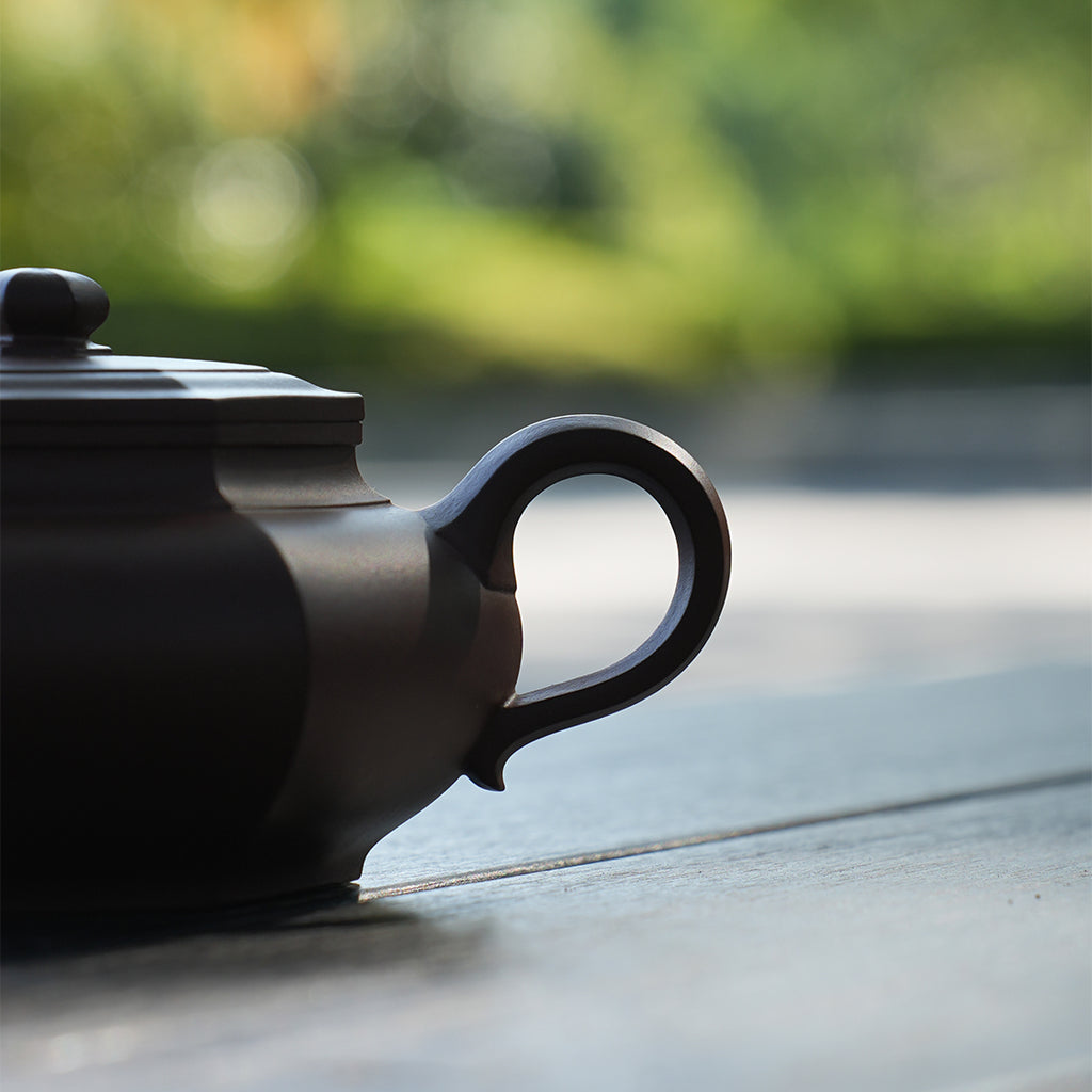 Cinnabar Clay Zhou Dabin Liufang Teapot 250cc Yixing Teapot