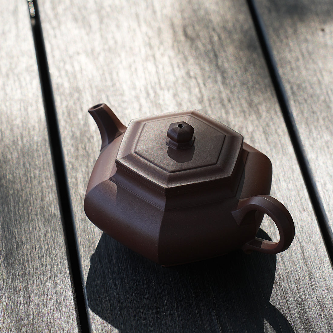 Cinnabar Clay Zhou Dabin Liufang Teapot 250cc Yixing Teapot