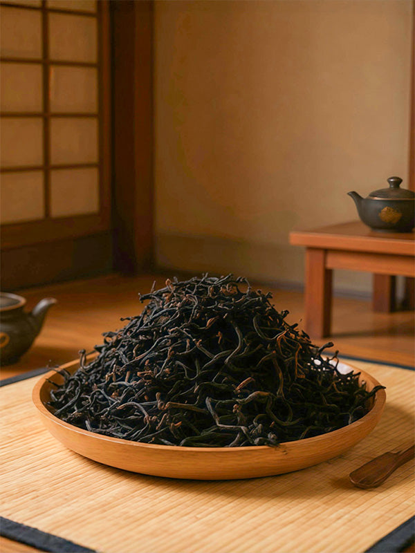 Organic Wild Ancient Tree Black Tea Mini Cake